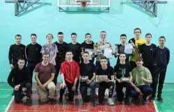 В Грязях среди студентов прошли соревнования по волейболу